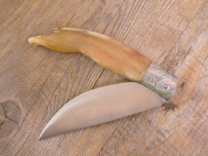 Arburesa Artisan Knife Carved Eagle Handle (24 cm)
