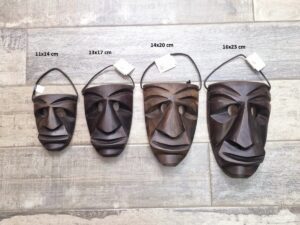 Maschera Mamuthones Larga in legno da parete Larga in 4 dimensioni