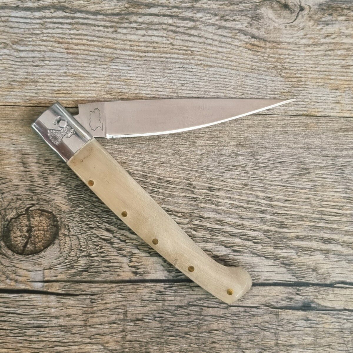 20260616_172135 Coltello Pattada Manico In Corno Di Montone Lama Da 8 Cm (17,5Cm Totali) - Lady M Sardegna