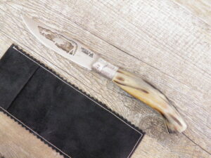 Coltello artigianale Arburesa  Scena Caccia Al Cinghiale sulla lama (22cm)