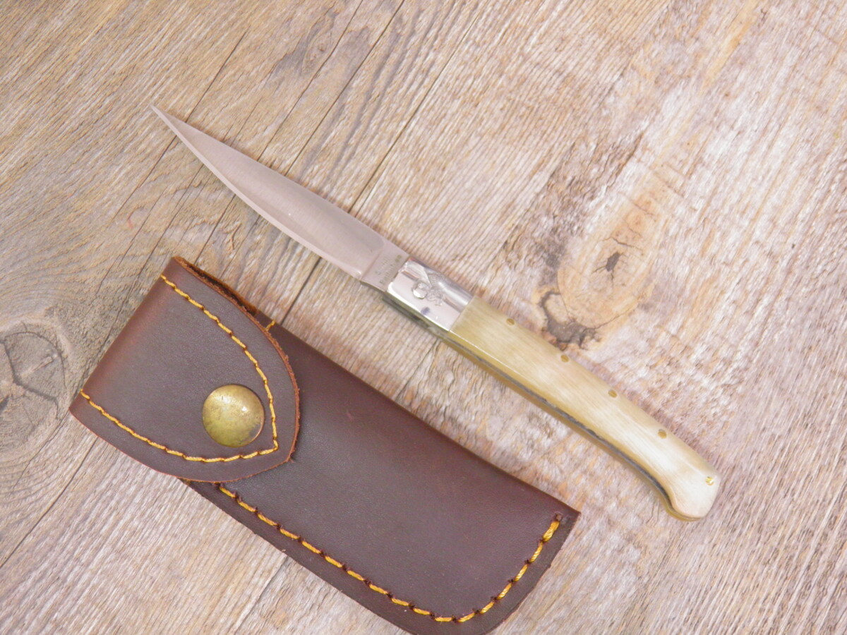 Coltello Pattada Manico in Corno Di Muflone (17,5cm)