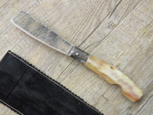 Coltello artigianale Lametta Corno Di Montone lama forgiata (23cm)