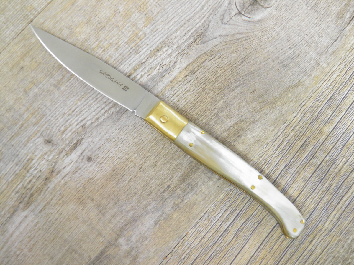 Pattada Knife Ox Horn Handle (20Cm) - Lady M Sardinia Coltello Pattada Manico In Corno Di Bue (20Cm)