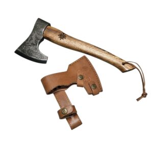 Accetta artigianale lavorata a mano con manico castagno e fodero in cuoio 33 cm