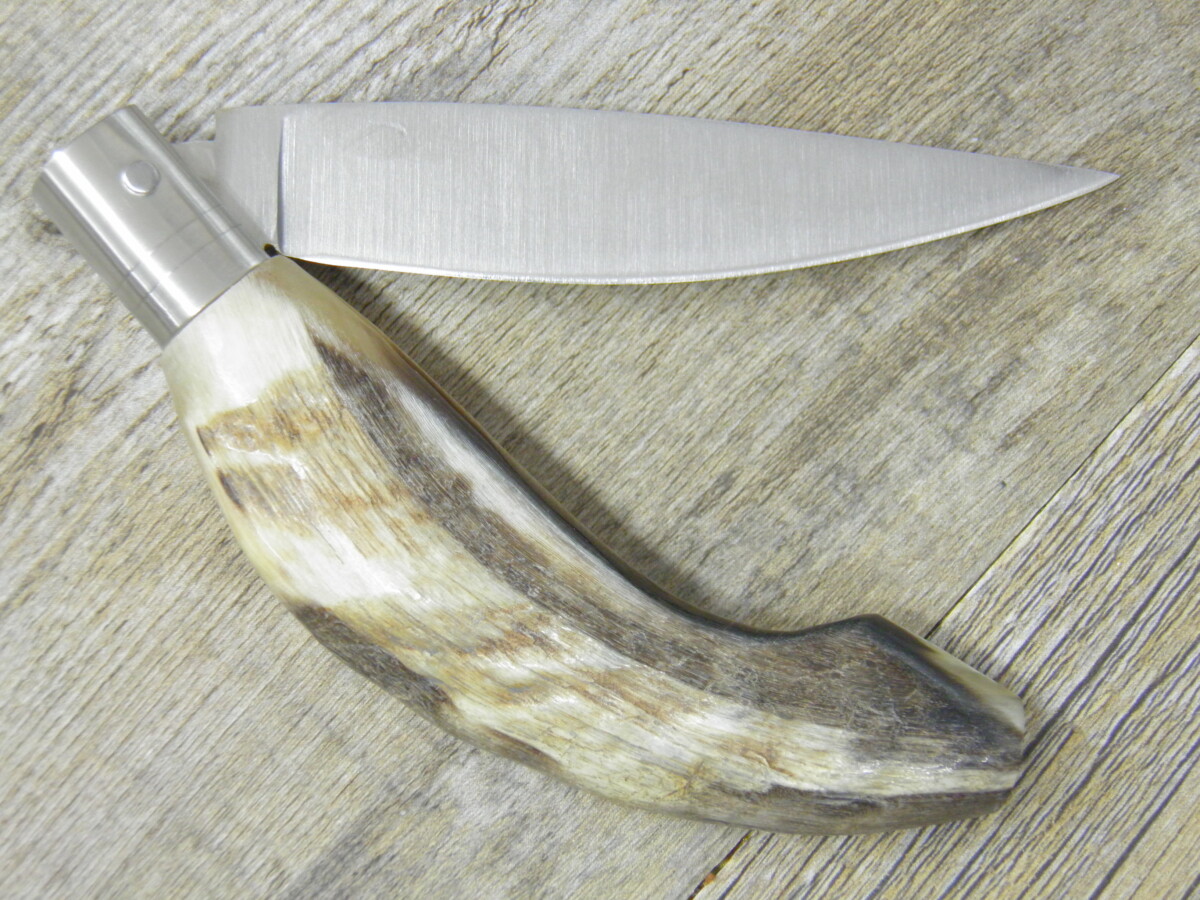 Coltello Artigianale Pusceddu Arburesa Manico In Corno Di Montone Grezzo (20 Cm) - Lady M Sardegna Coltello Artigianale Pusceddu Arburesa Manico In Corno Di Montone Grezzo (20 Cm) - Lady M Sardegna