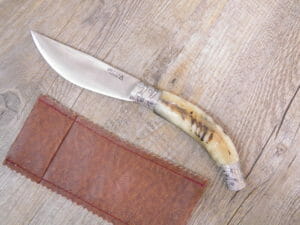 Handmade Arburesa mouflon horn skinning knife (24cm)