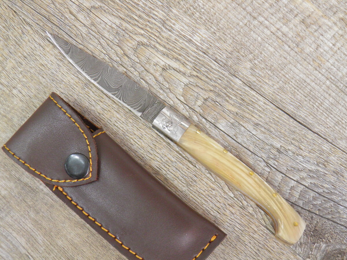 Coltello Pattada Lama Damasco Manico In Corno Di Montone (20,5Cm) - Lady M Sardegna Coltello Pattada Lama Damasco Manico In Corno Di Montone (20,5Cm)