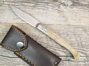 Coltello Pattada Manico in Corno Di Montone lama da 8 cm (17,5cm totali)
