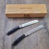 Juego 2 Cuchillos de Mesa Galluresa mango de cuerno de búfalo con estuche de madera