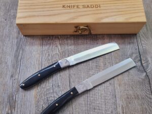 Set 2 Coltelli galluresa Da Tavola manico in corno di bufalo con custodia in legno