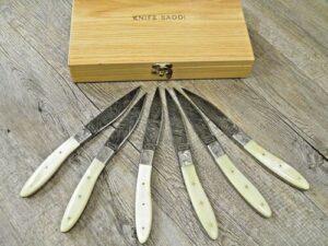 Set 6 Coltelli Pattada Da Tavola manico in tibia lama damasco con custodia in legno