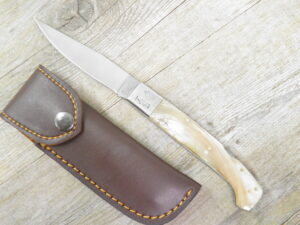 Coltello Pattada con blocco lama Manico in corno di montone (23cm)