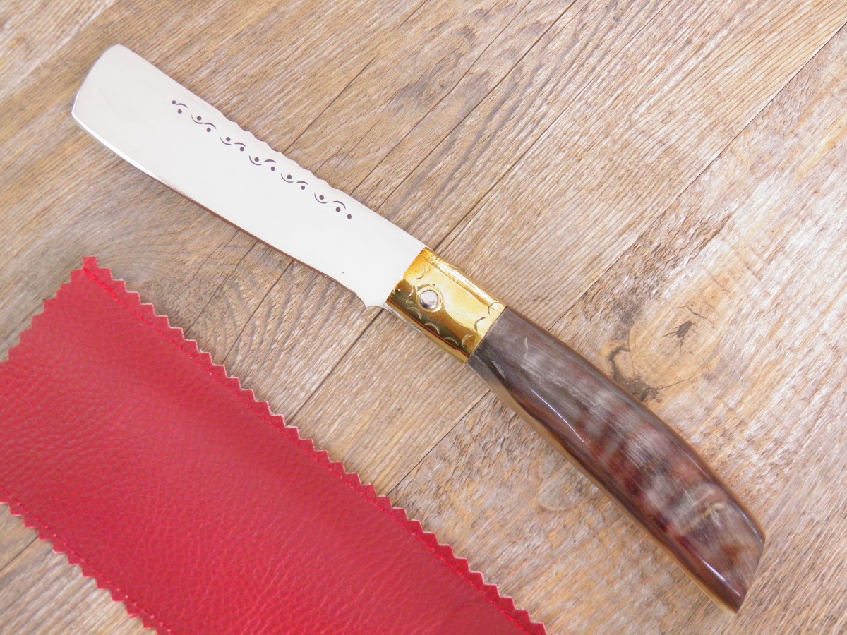Coltello Artigianale lametta del minatore manico in corno di muflone (22cm)
