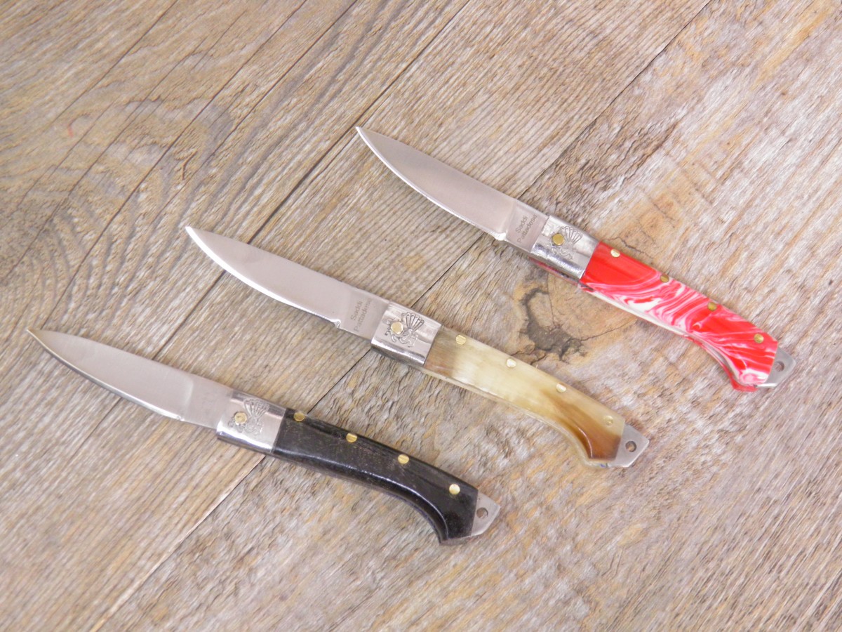 Coltello Pattada artigianale Manico in 3 tipoligie di materiale Portachiavi (11Cm)
