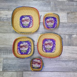 Cesto  portaoggetti quadrato Con Broccato viola Costume Sardo