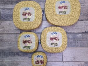Cesto Portapane o portaoggetti quadrato Con Broccato bordo giallo Costume Sardo