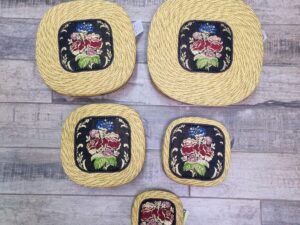 Cesto Portapane o portaoggetti quadrato Con Broccato nero Costume Sardo