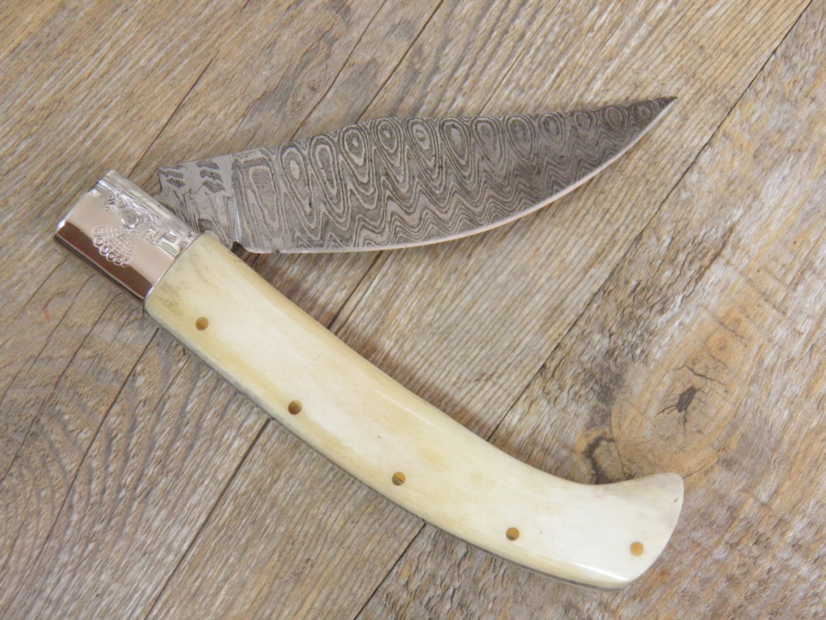 Coltello Arburesa Manico In Osso Di Tibia Lama In Damasco (23Cm) - Lady M Sardegna Coltello Arburesa Manico In Osso Di Tibia Lama In Damasco (23Cm) - Lady M Sardegna