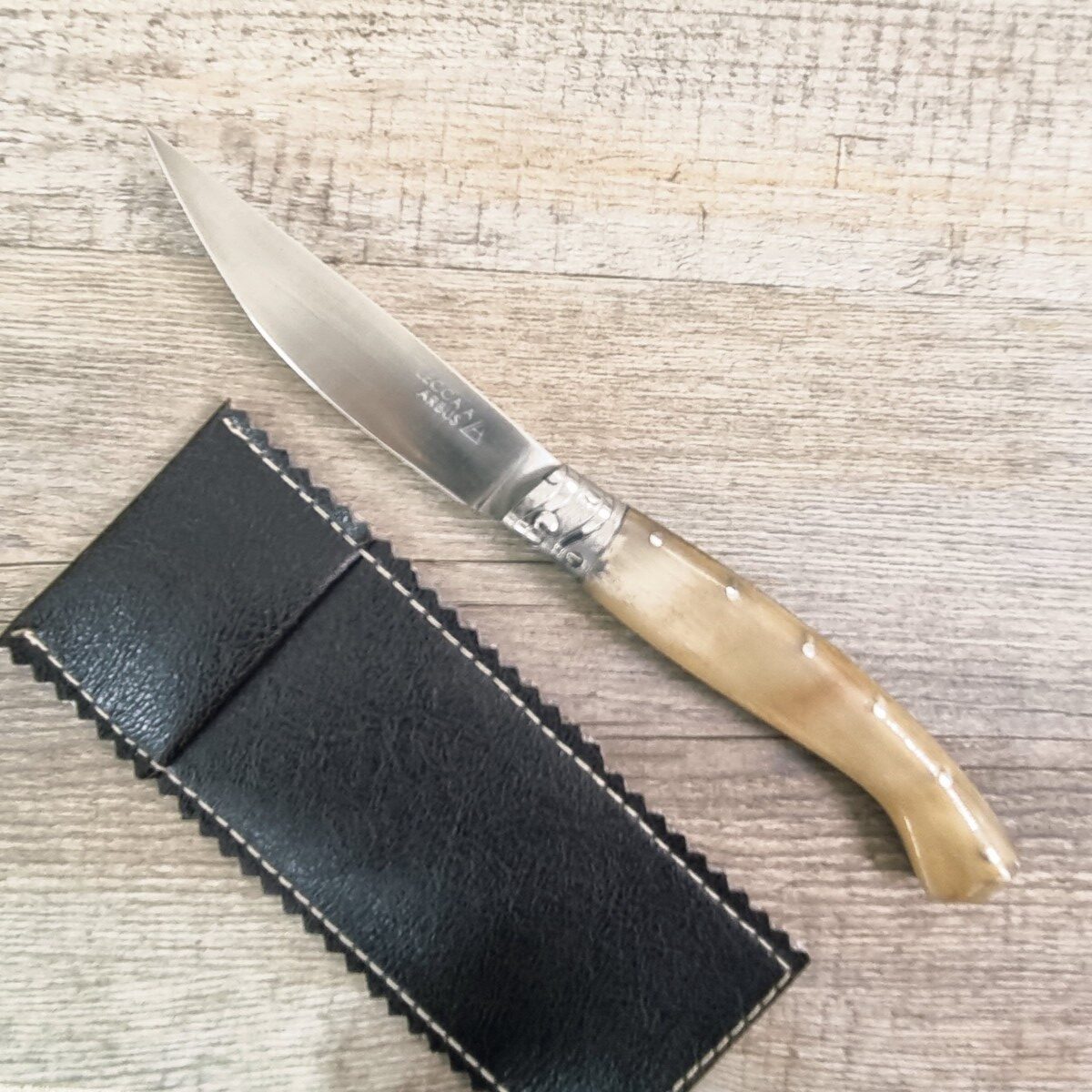 Coltello Artigianale Scanno Arburesa Manico Corno Di Montone Con Anima (20Cm) - Lady M Sardegna Coltello Artigianale Scanno Arburesa Manico Corno Di Montone Con Anima (20Cm)