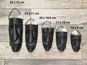 Maschera Mamuthones Lunga in legno da parete in 5 dimensioni