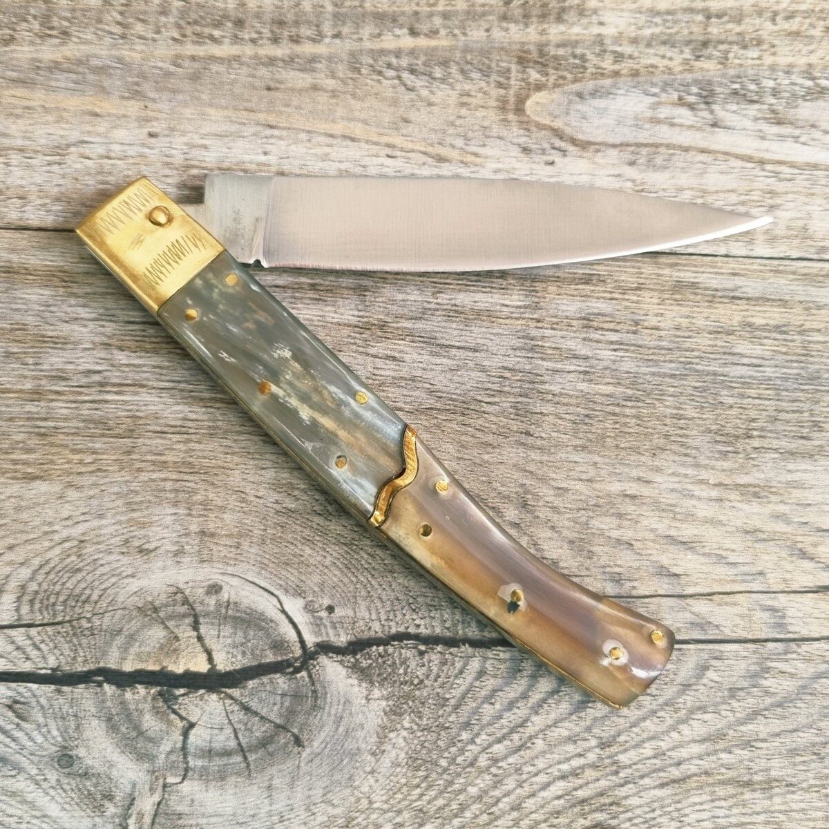 20260620_184351 Coltello Pattada Manico In Corno Di Bue Lama Da 11 Cm (24Cm) - Lady M Sardegna