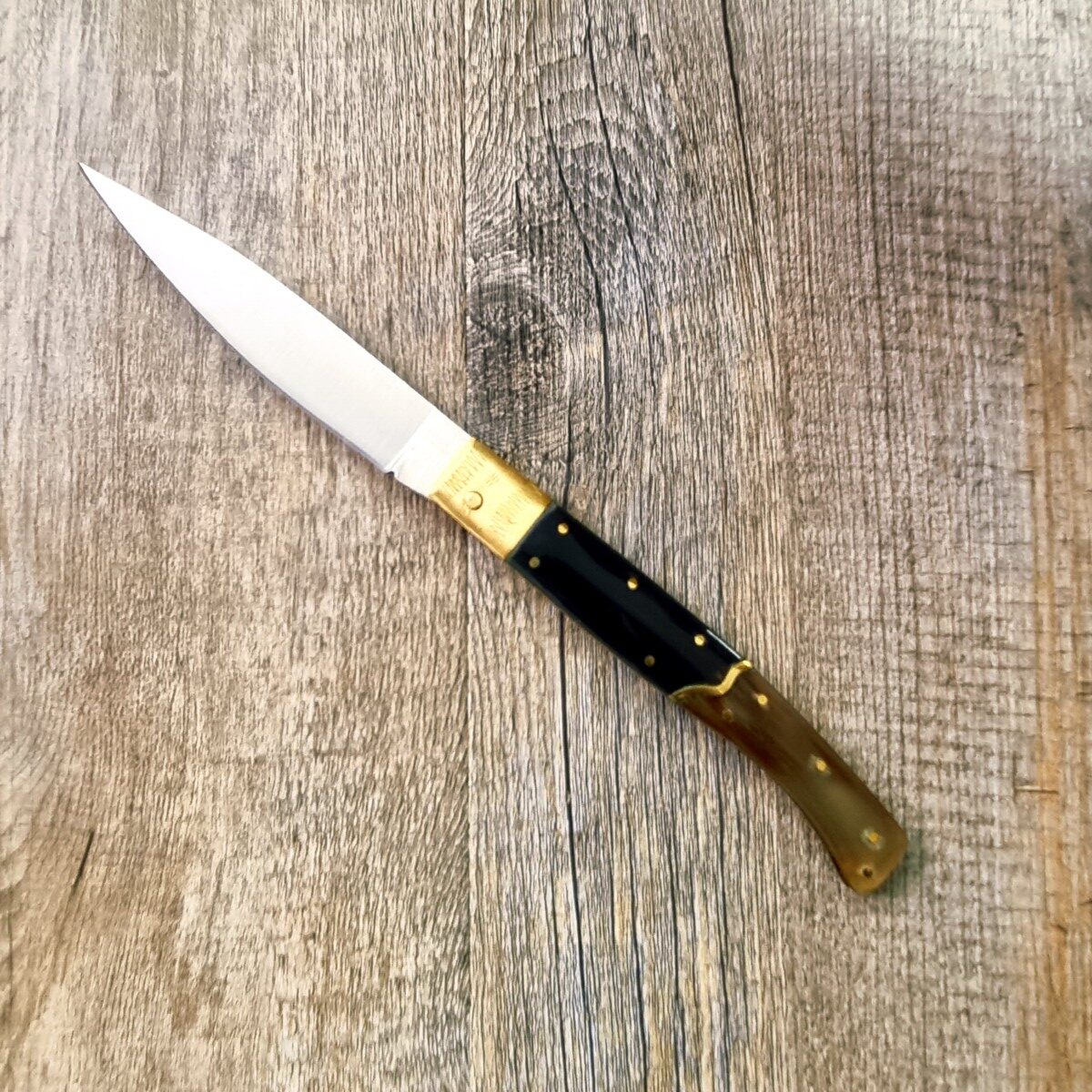 Coltello Pattada Manico In Corno Di Bue Lama Da 11 Cm (24Cm) - Lady M Sardegna Coltello Pattada Manico In Corno Di Bue Lama Da 11 Cm (24Cm)