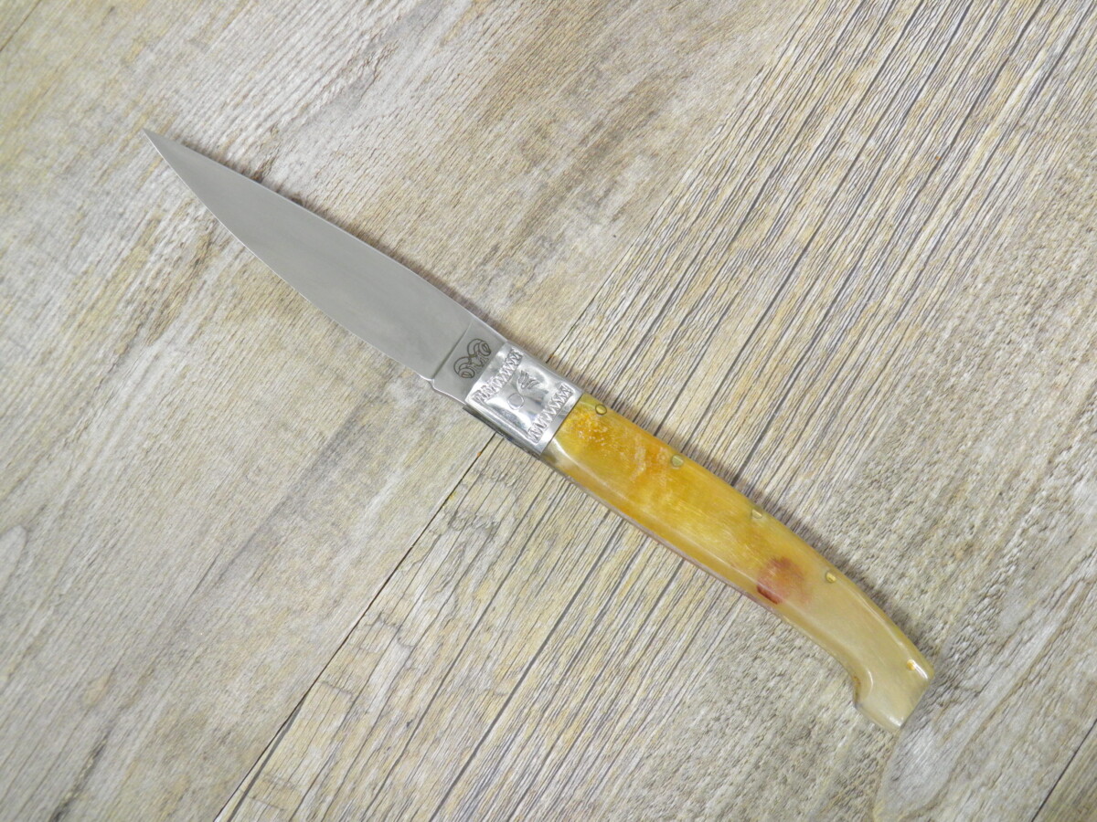 Coltello tipo Pattada Manico in Corno Di montone grezzo (22cm)