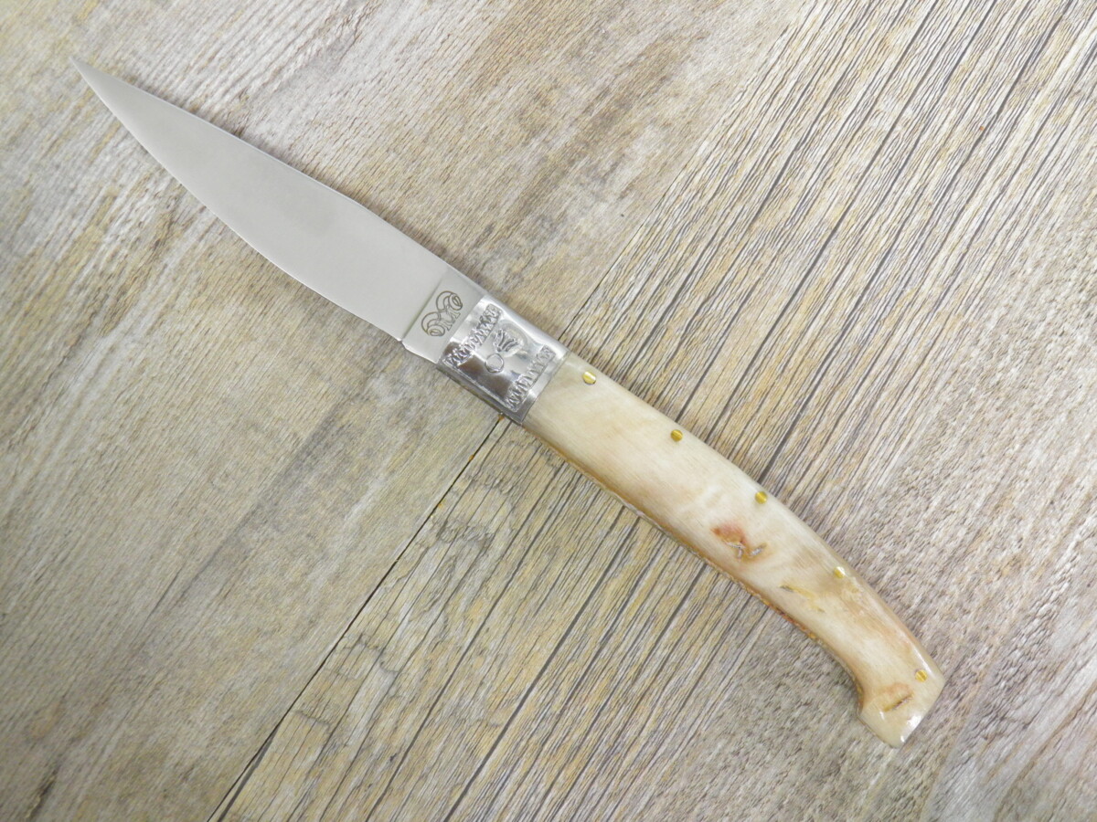 Coltello tipo Pattada Manico in Corno Di montone grezzo (22cm)