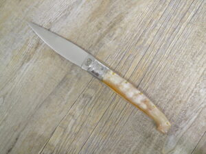 Coltello tipo Pattada Manico in Corno Di montone grezzo (22cm)