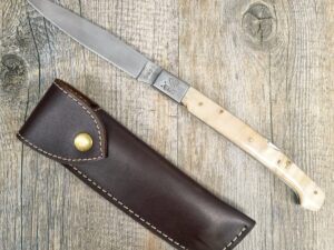 Coltello Pattada con blocco lama Manico in corno di montone (32cm)
