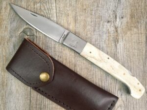 Coltello Pattada con blocco lama Manico in osso di tibia (26,5cm)