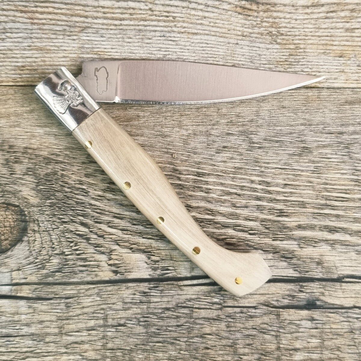 20260616_173417 Coltello Pattada Manico In Corno Di Montone (17,5Cm) Lama Da 8 Cm - Lady M Sardegna