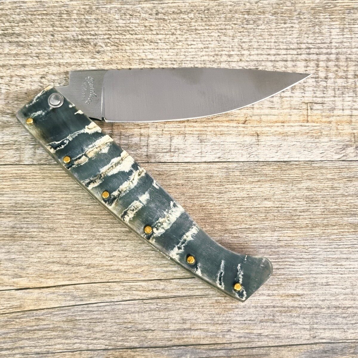 20261010_170025 Coltello Artigianale Manico In Corno Di Muflone Grezzo Da Scanno Pattada (24,5 Cm) - Lady M Sardegna