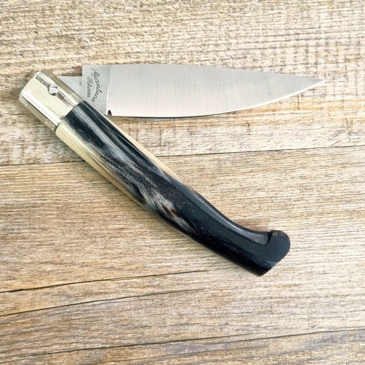 20261010_170700 Coltello Fatto A Mano Pattada Manico In Corno Di Montone (24Cm) - Lady M Sardegna