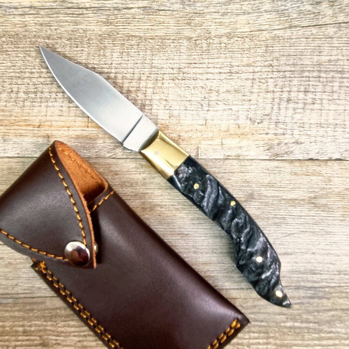 Coltello Fatto A Mano Foggia Antica Manico In Corno Di Montone Grezzo Con Fodero (21Cm) - Lady M Sardegna Coltello Fatto A Mano Foggia Antica Manico In Corno Di Montone Grezzo Con Fodero (21Cm)