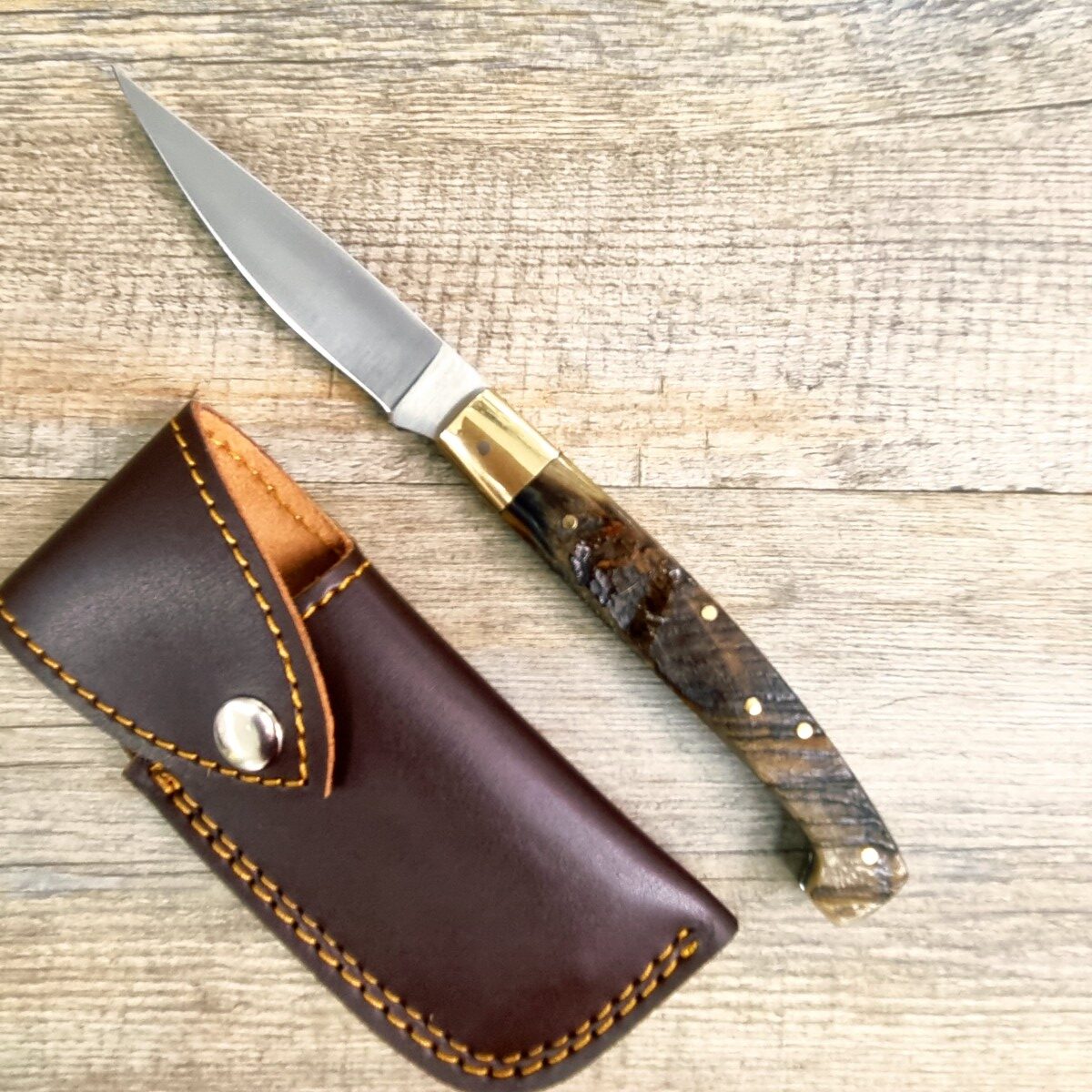 Coltello fatto a mano tipo pattada manico in corno di montone grezzo con fodero (23,5cm) (Copia)