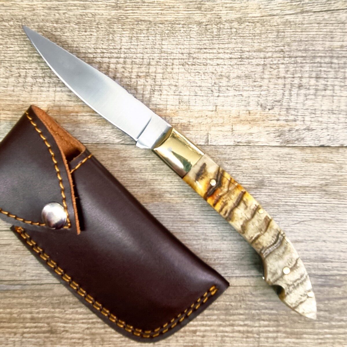 Coltello Fatto A Mano Foggia Antica Manico In Corno Di Montone Grezzo Con Fodero (23,5Cm) - Lady M Sardegna Coltello Fatto A Mano Foggia Antica Manico In Corno Di Montone Grezzo Con Fodero (23,5Cm)
