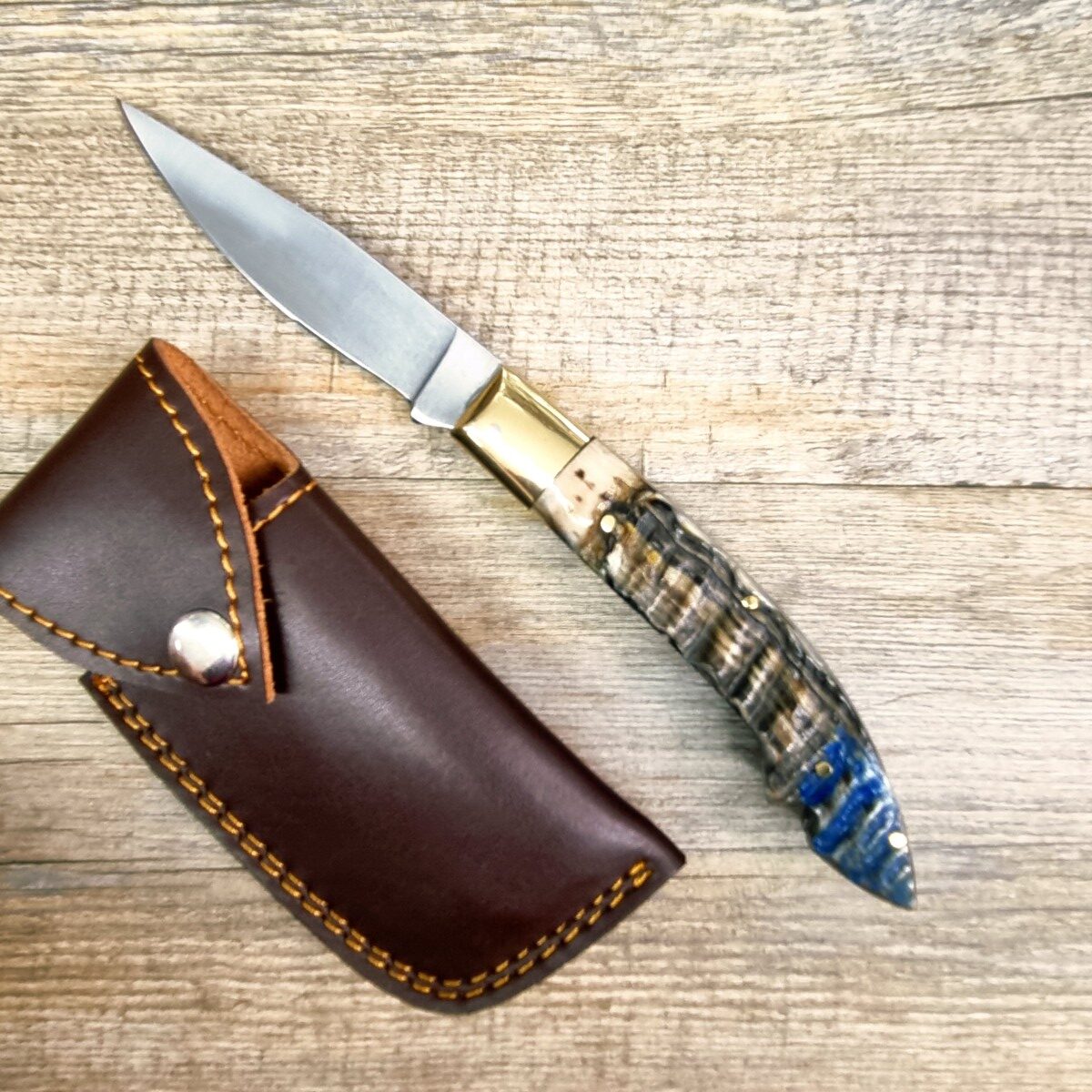 Coltello Fatto A Mano Foggia Antica Manico In Corno Di Montone Grezzo Con Fodero (23,5Cm) - Lady M Sardegna Coltello Fatto A Mano Foggia Antica Manico In Corno Di Montone Grezzo Con Fodero (23,5Cm)