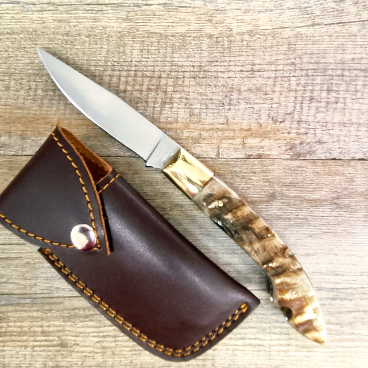 Coltello Fatto A Mano Foggia Antica Manico In Corno Di Montone Grezzo Con Fodero (23,5Cm) - Lady M Sardegna Coltello Fatto A Mano Foggia Antica Manico In Corno Di Montone Grezzo Con Fodero (23,5Cm)
